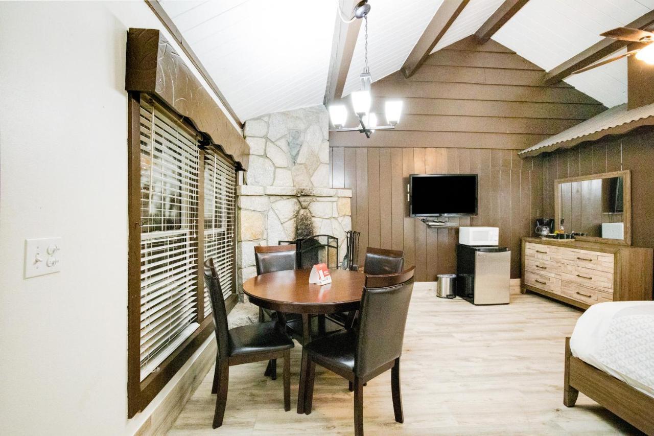 Arrowhead Tree Top Lodge Lake Arrowhead Eksteriør billede